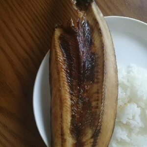 フライパンで秋刀魚開き